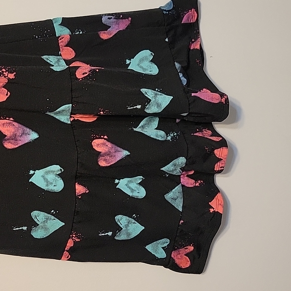 Cute dress to layer up or down - Picture 2 of 5